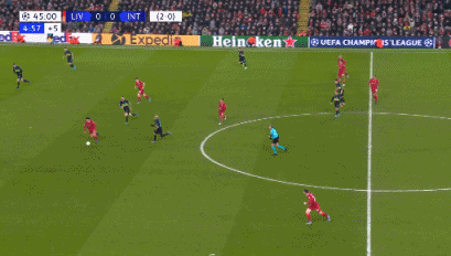 不贪功！率队击败2支争冠热门球队，28岁锋卫，赛后盛赞自己主帅